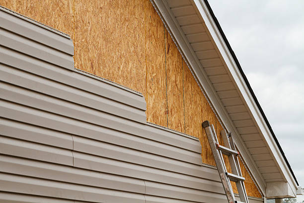 Professional Fiber Cement Siding technician working in Louisville, KY